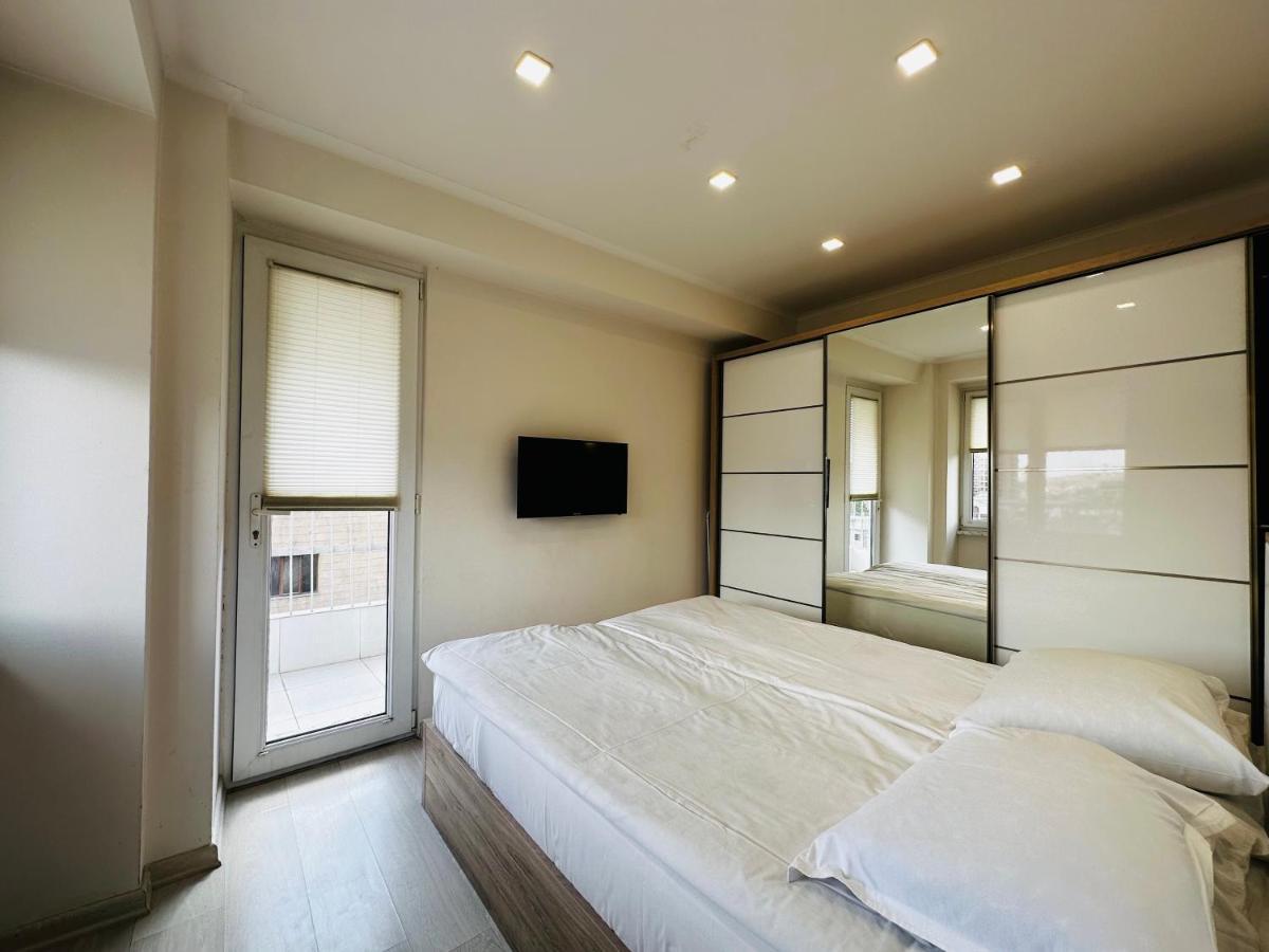 Suite Apartment On Pushkin Street Jerevan Eksteriør billede