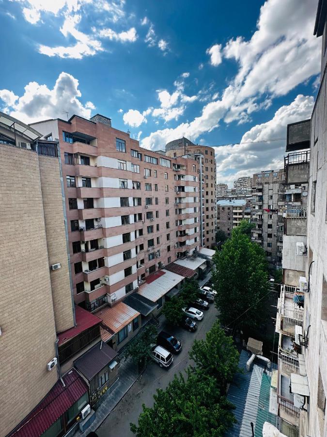 Suite Apartment On Pushkin Street Jerevan Eksteriør billede